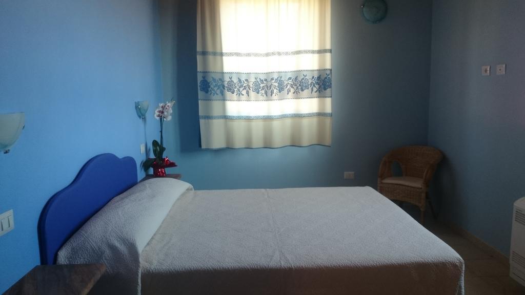 Aparthotel La Corte Dei Rei Castiadas Zimmer foto