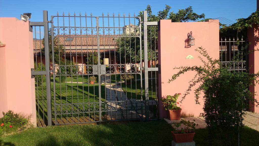 Aparthotel La Corte Dei Rei Castiadas Exterior foto