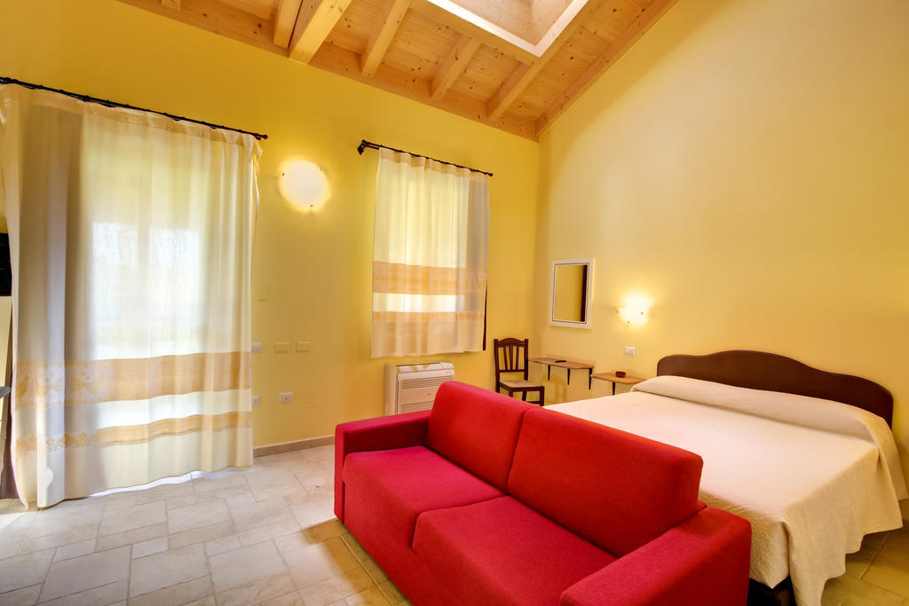 Aparthotel La Corte Dei Rei Castiadas Zimmer foto