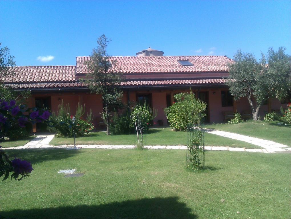 Aparthotel La Corte Dei Rei Castiadas Exterior foto
