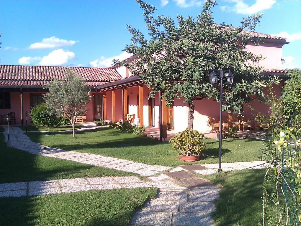 Aparthotel La Corte Dei Rei Castiadas Exterior foto